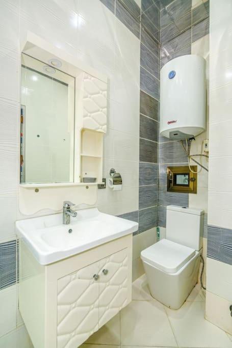 City Center Apartment Baky Esterno foto